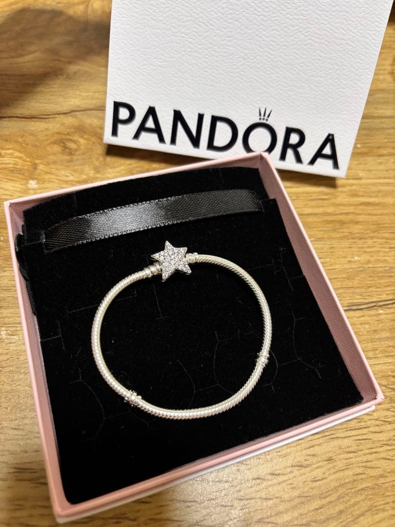Pandoraブレスレット　スター⭐︎