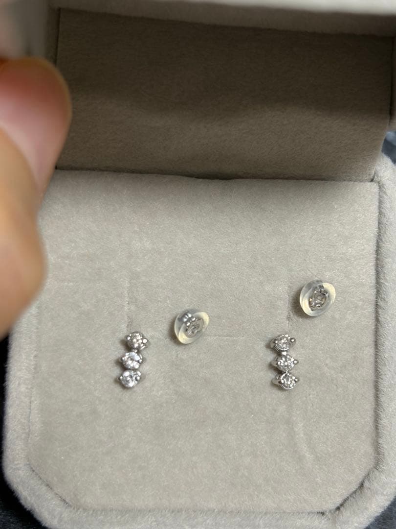 ⭐️K14WGダイヤモンドスタッドピアス