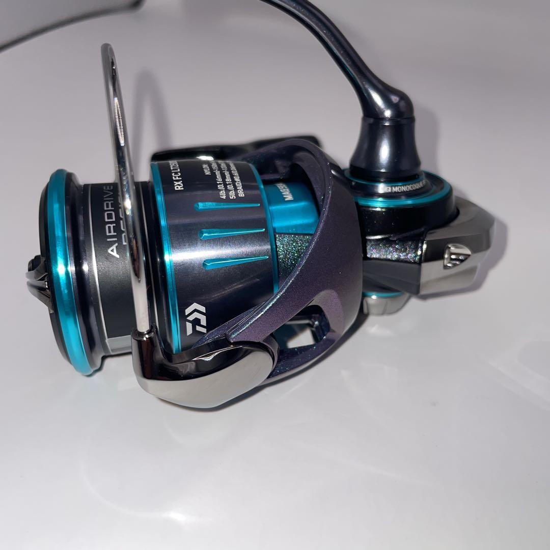 【未使用】DAIWA エメラルダス RX FC LT2500S スピニングリール