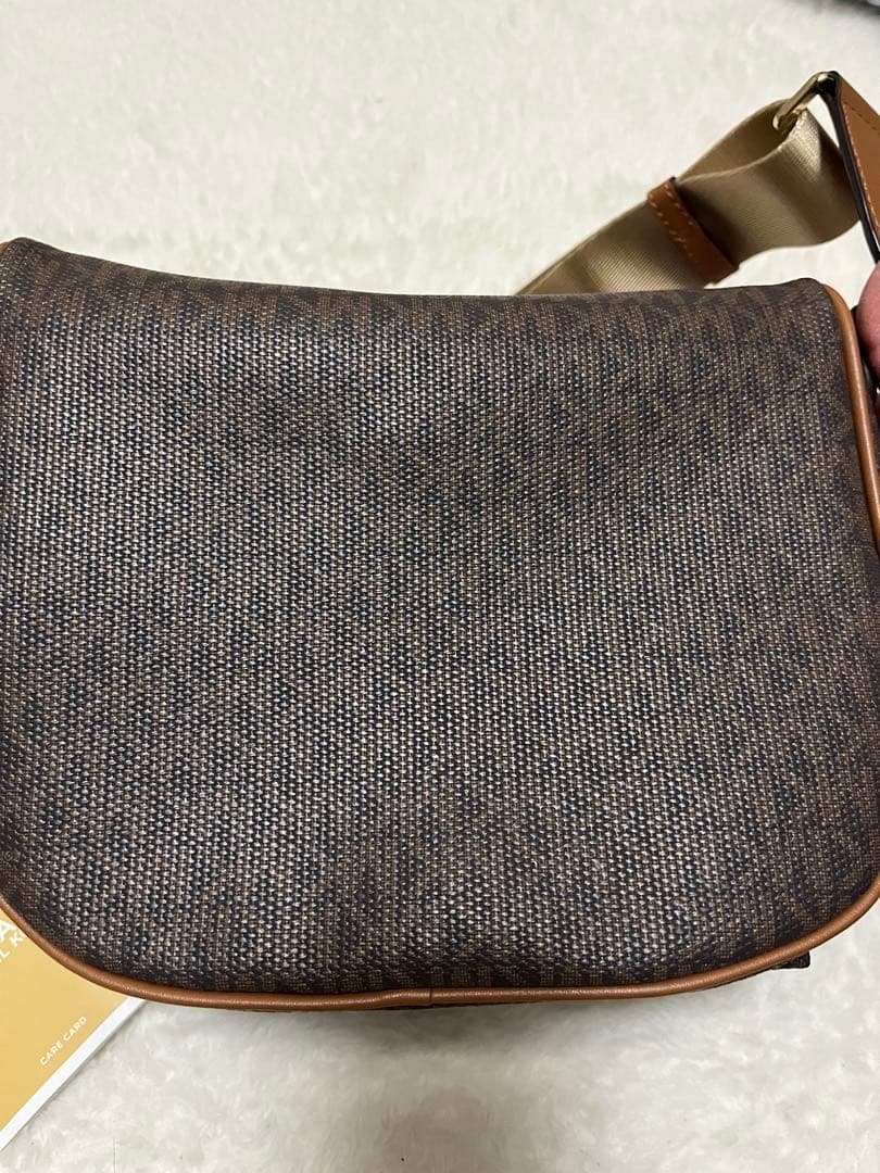 マイケルコース　ボディバッグ