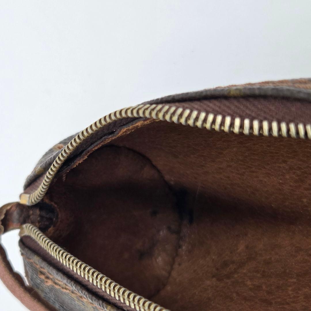【美品】ルイ・ヴィトン　Louis Vuitton モノグラム ポーチ　パピヨン