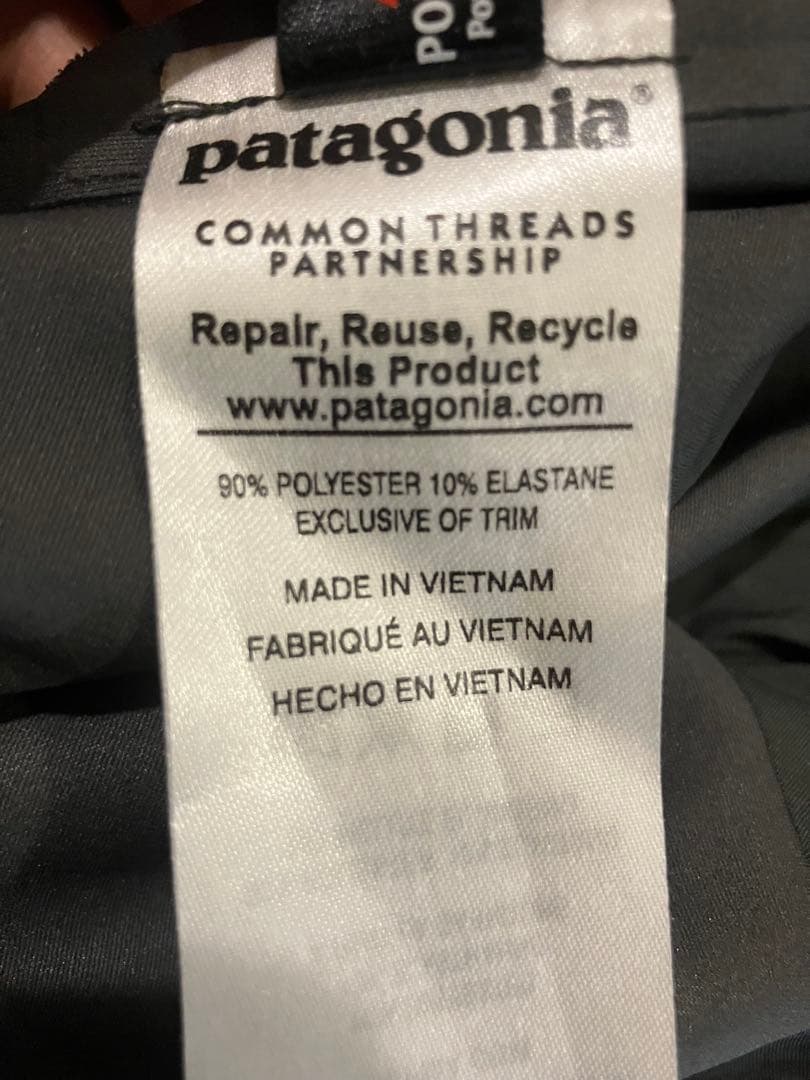 patagonia オレンジ フード付きジャケット