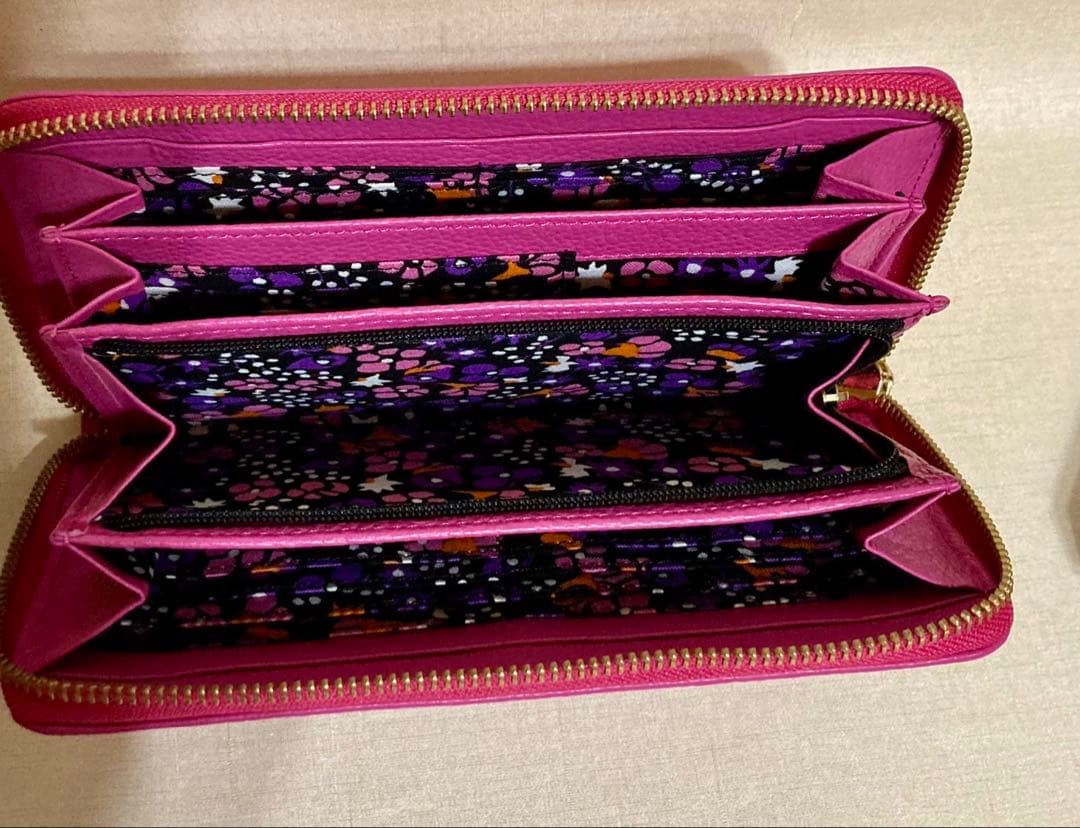 ANNA SUI 財布　ラウンドファスナー長財布　バレンシア　薔薇　新品　箱付