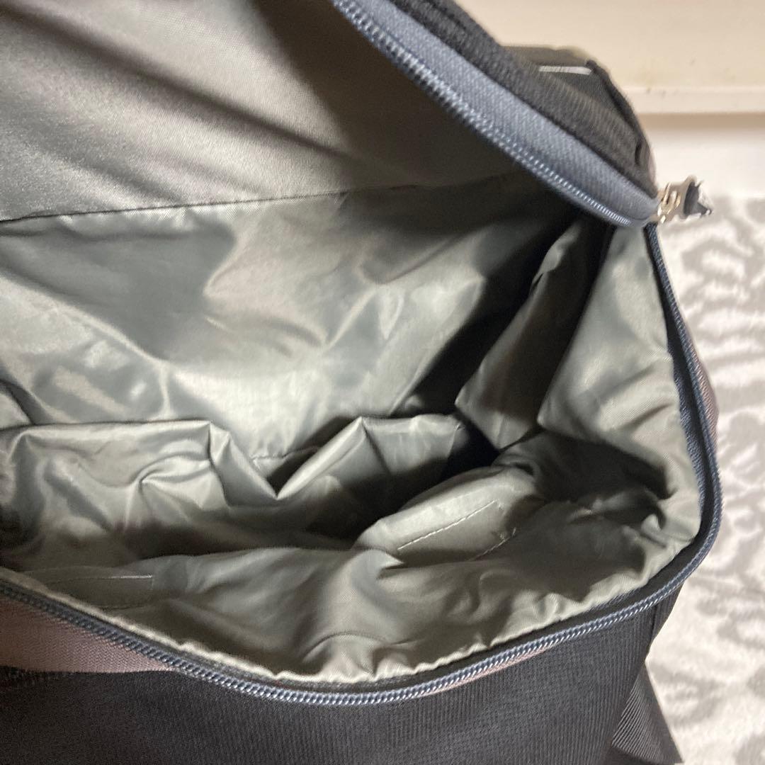 フィッシャー　大容量キャリーバック