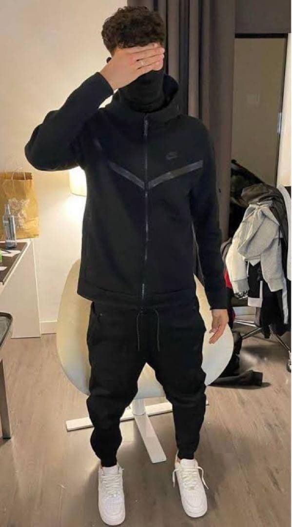 正規品 廃盤 NIKE ナイキテックフリース黒 セットアップ ブラック レア