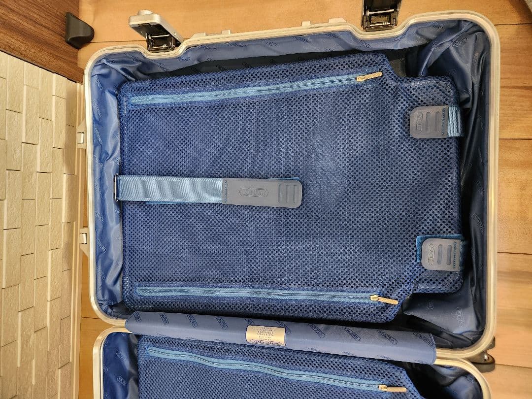 RIMOWA リモワ トパーズ 32L 機内持ち込み可（923.52.00.4）