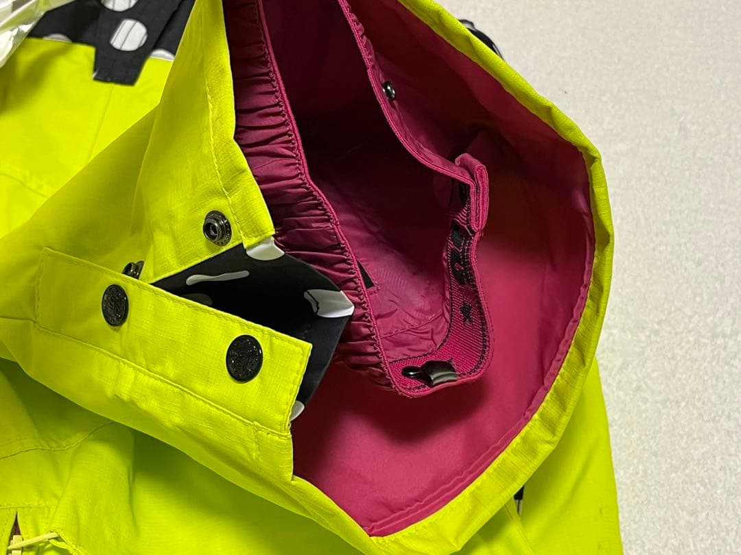 【11/30まで値下げ】スノーウエア　スキーウェア　レディース　M 新品