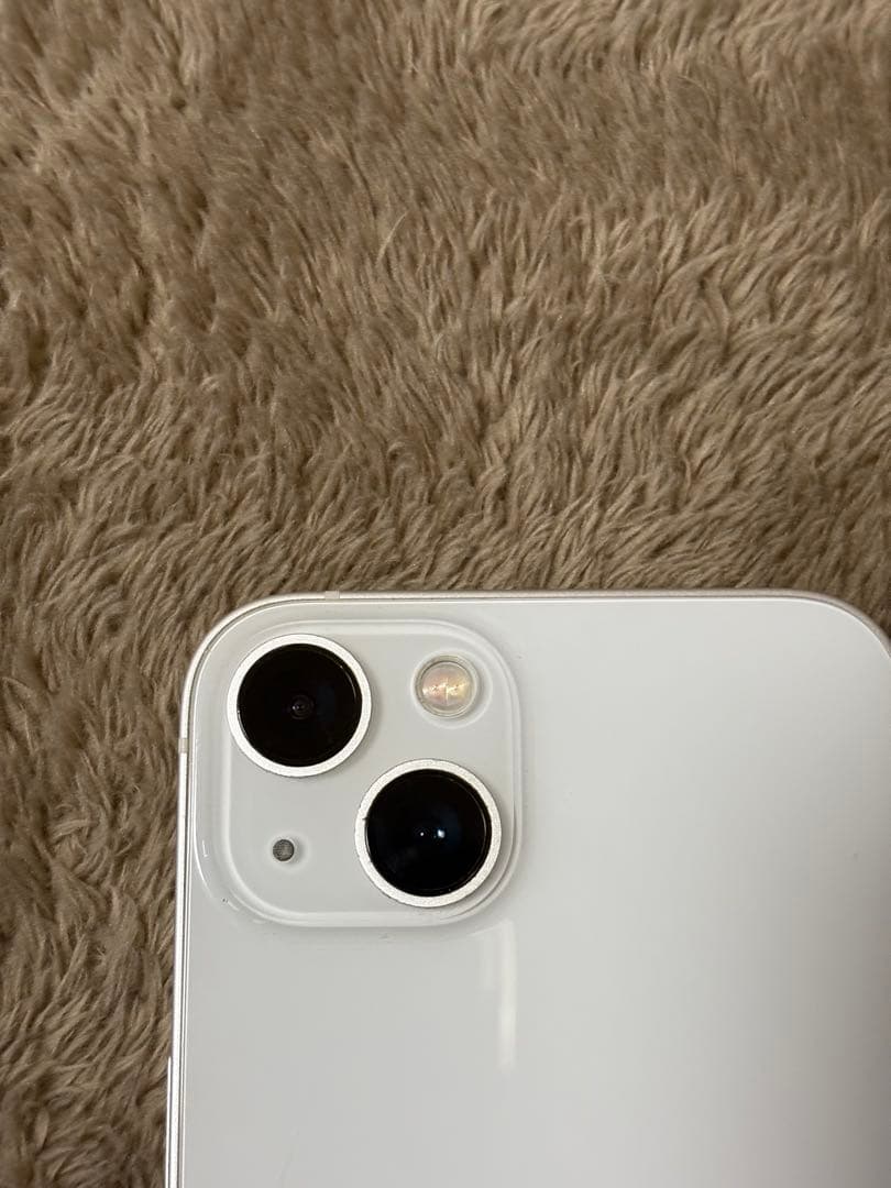 Apple iPhone 13 ホワイト