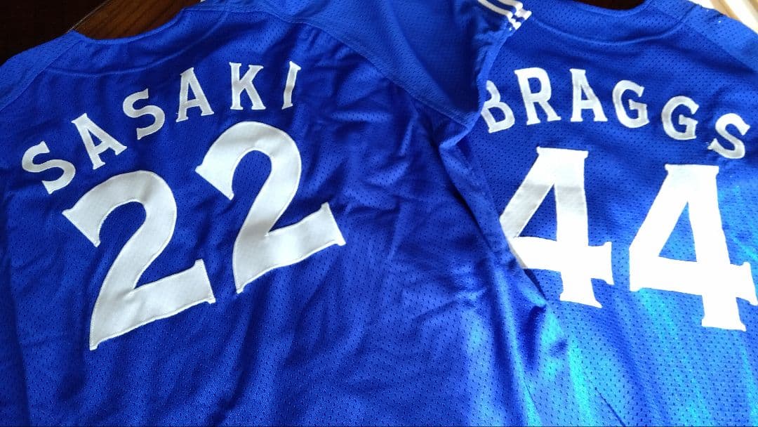 ベイスターズ ユニフォーム 99 佐々木（サイン入り） ブラッグス