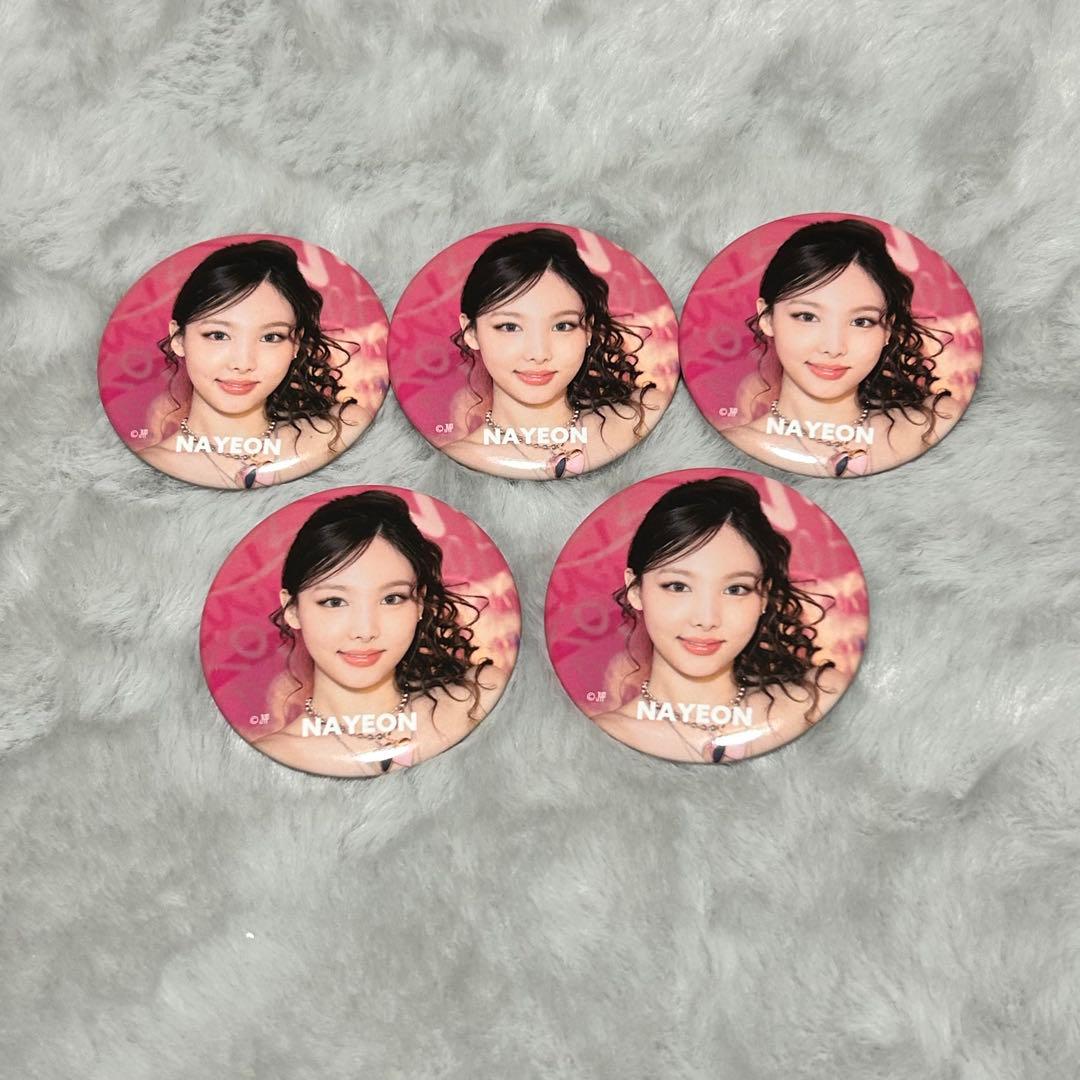 24時間以内発送 TWICE ナヨン this is for 缶バッジ 5点 - メルカリ