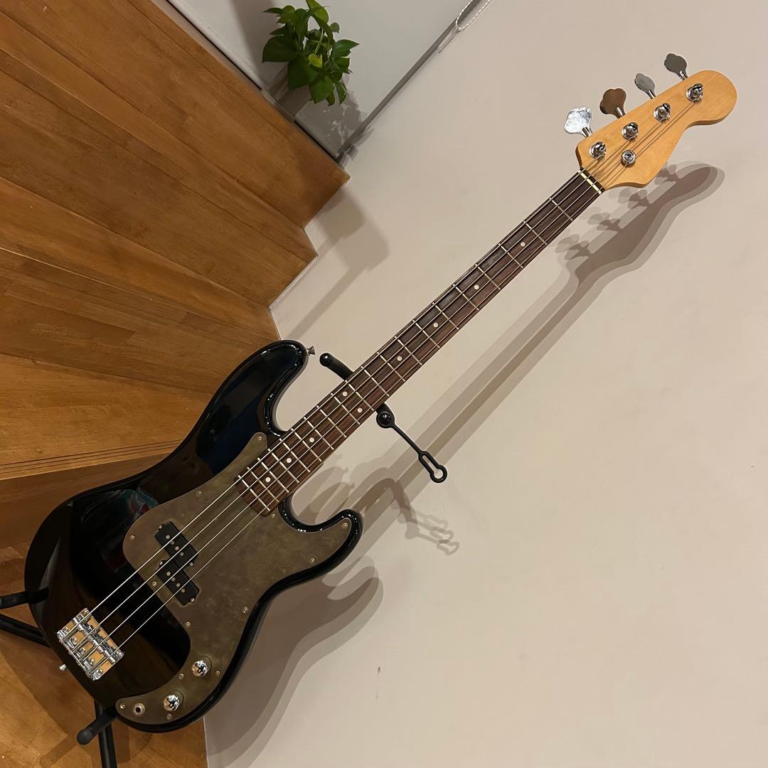 プレシジョンベース ブラス(真鍮)製ピックガード