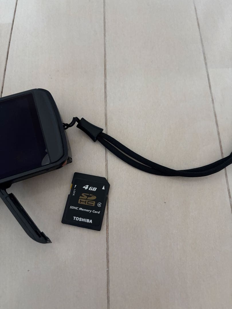 Canon IXY 10S デジタルカメラ 本体　作動確認済み