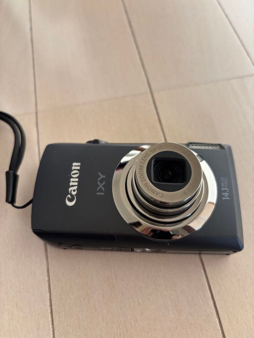 Canon IXY 10S デジタルカメラ 本体　作動確認済み