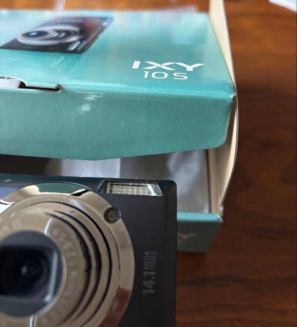 Canon IXY 10S デジタルカメラ 本体　作動確認済み