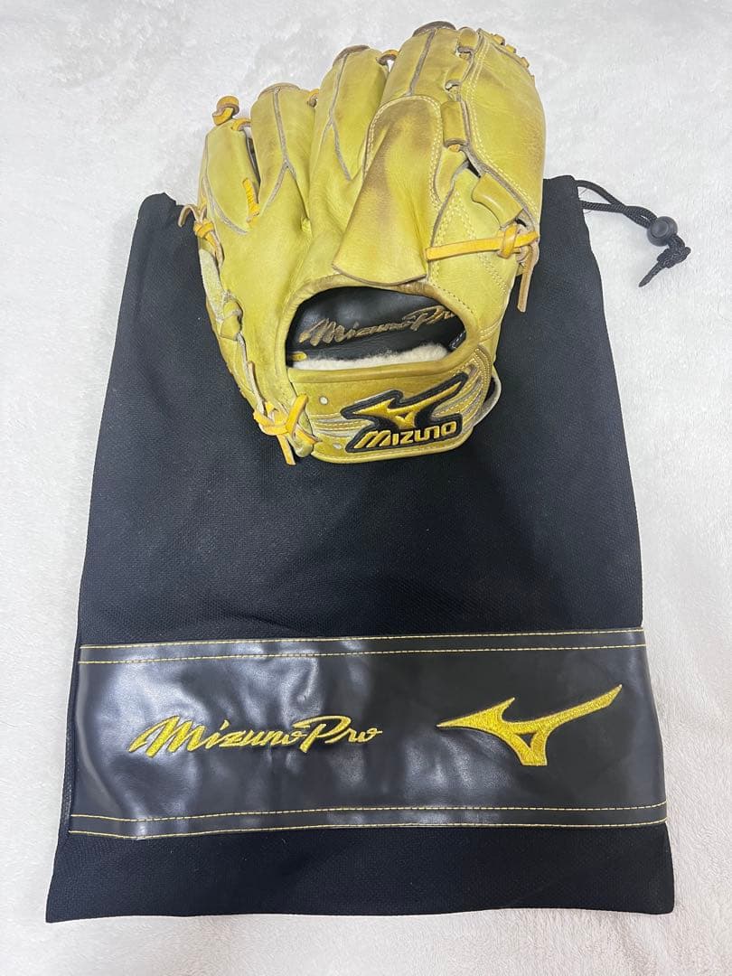 Mizuno Pro 軟式グローブ イエロー 収納袋付き - メルカリ