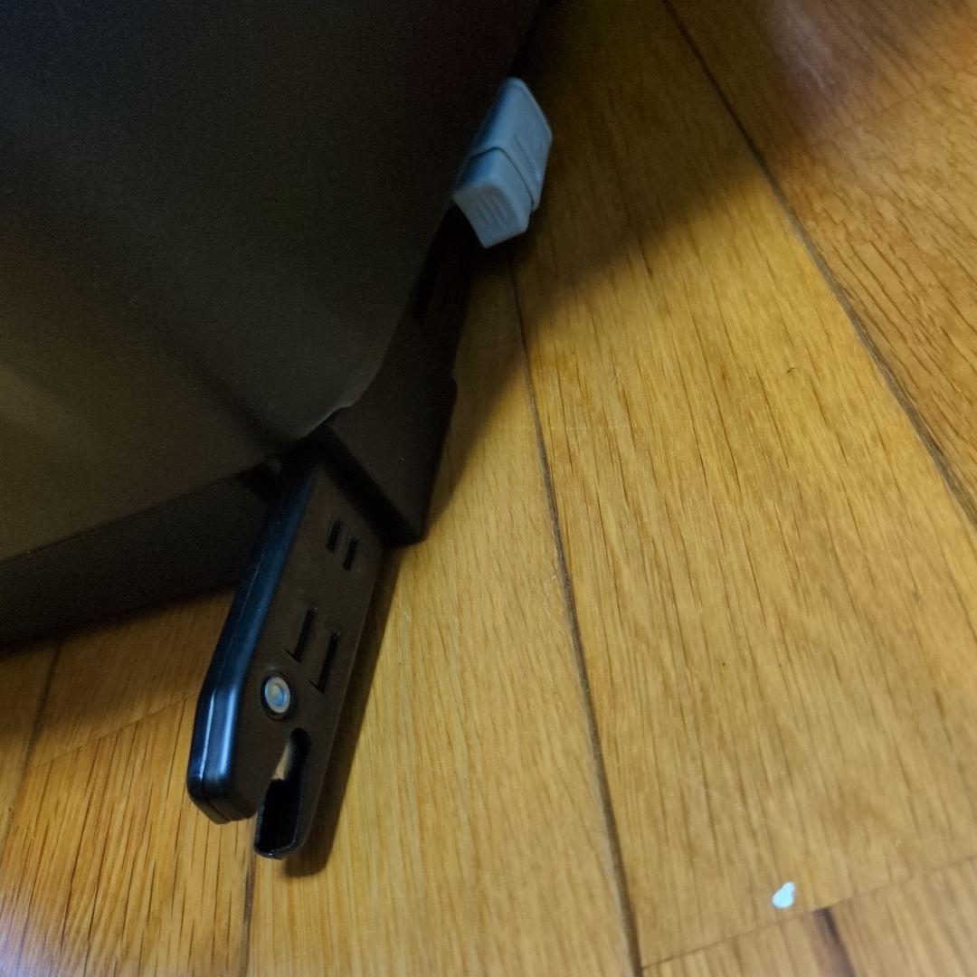 グレーISOFIX対応チャイルドシート0歳〜12歳対象