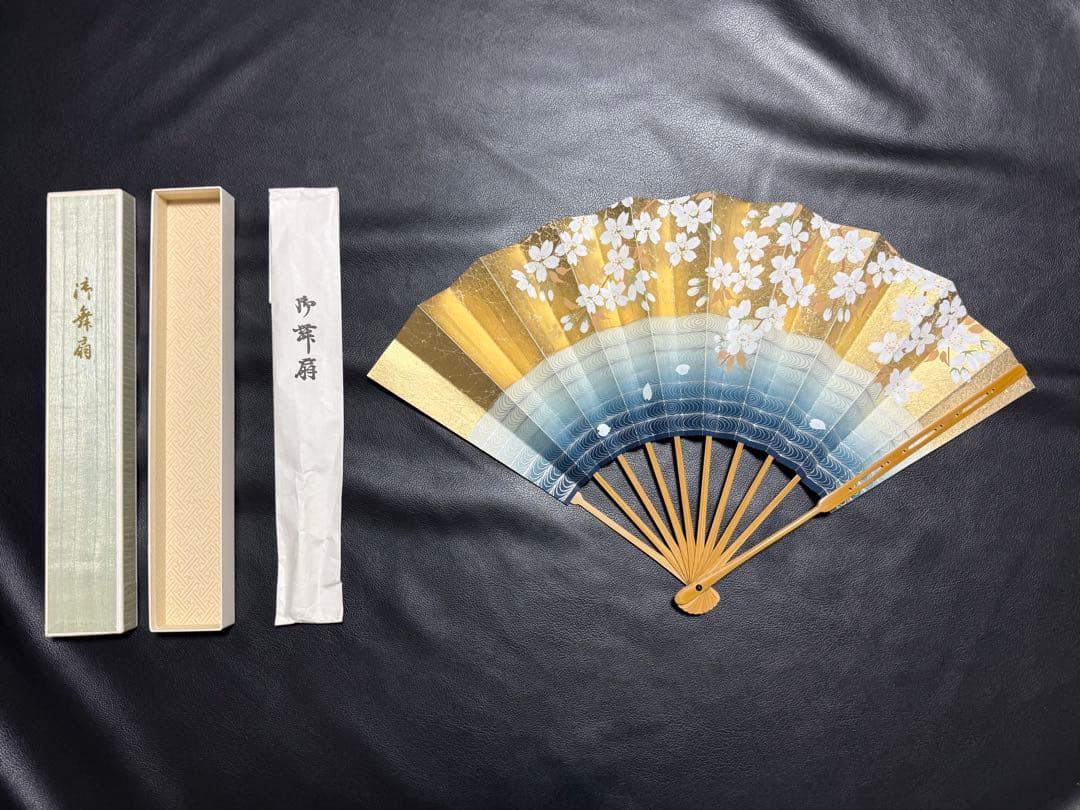 扇子　33cm 十松屋福井扇舗　鬘扇　朱妻明皇貴妃花軍花車図　仕舞扇　能楽　着物