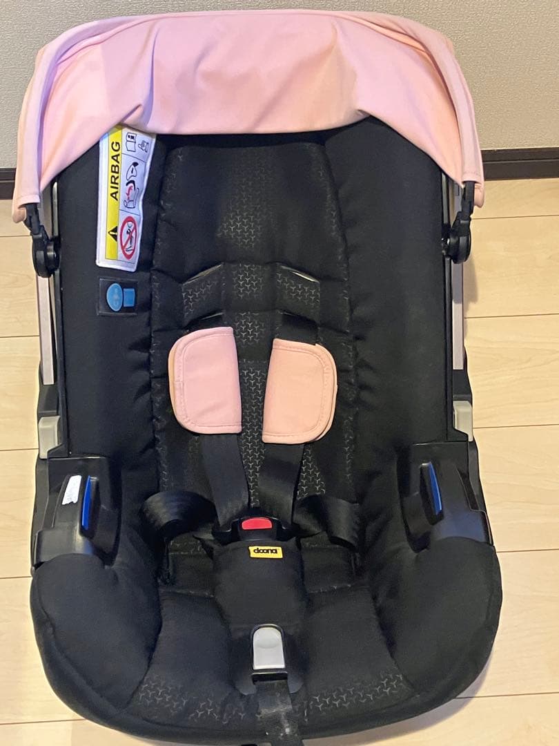 doona チャイルドシート　ベビーカー ISOFIX