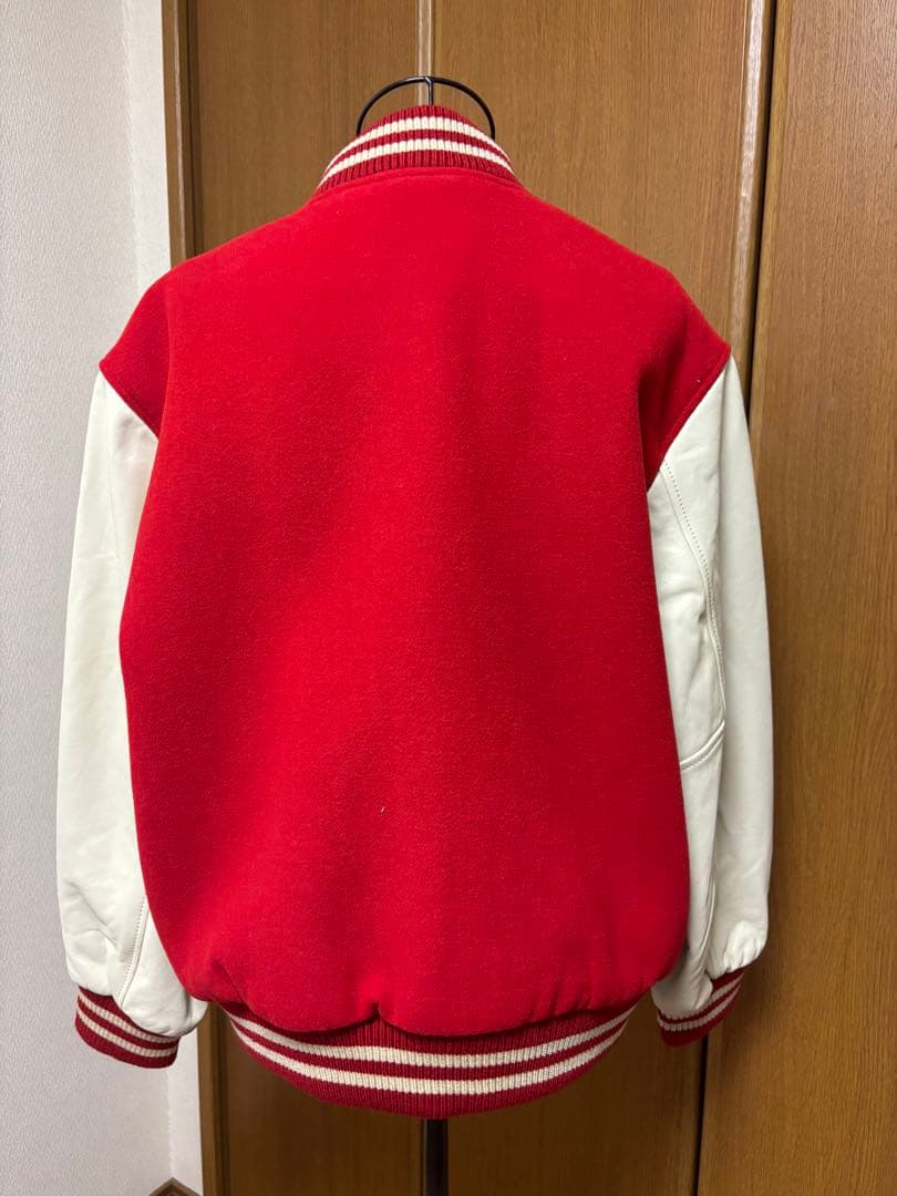 coach スタジャン　赤