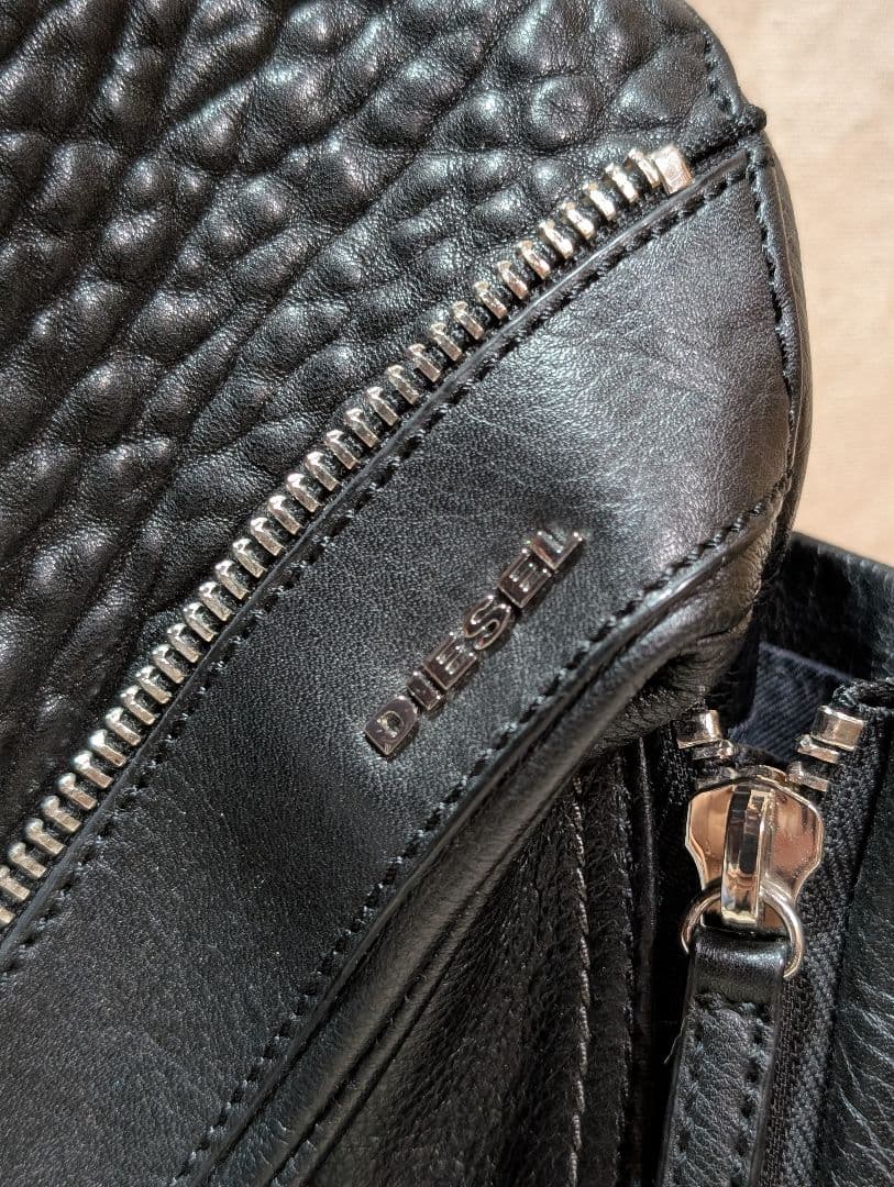 DIESEL ディーゼル LE-ZIPPER MHONIC リュック　ブラック