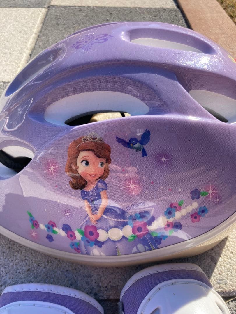 ソフィア自転車　18インチ　ヘルメット　サポーター付き