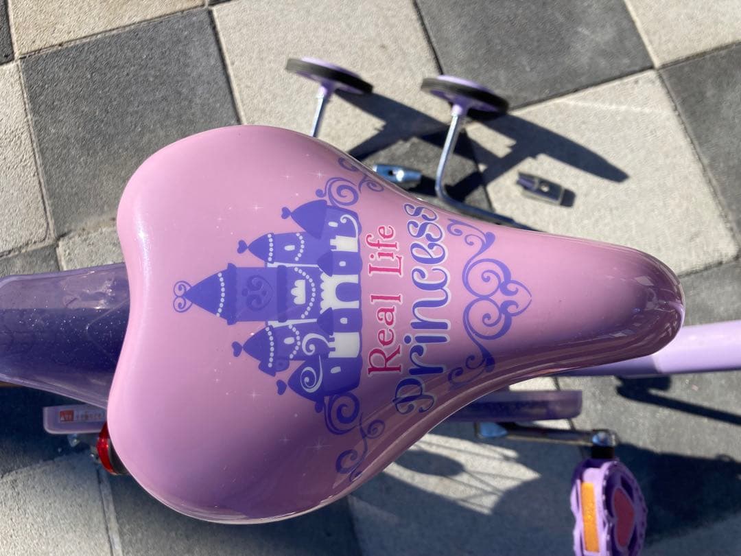 ソフィア自転車　18インチ　ヘルメット　サポーター付き