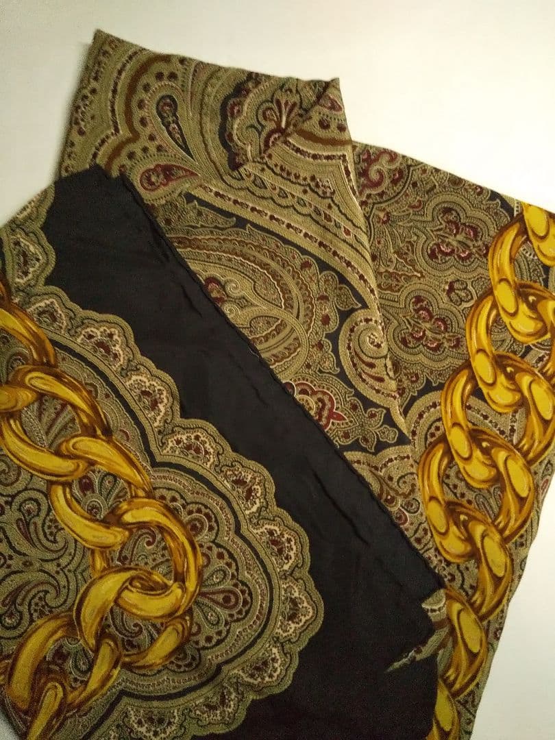 シャネル スカーフ 大判