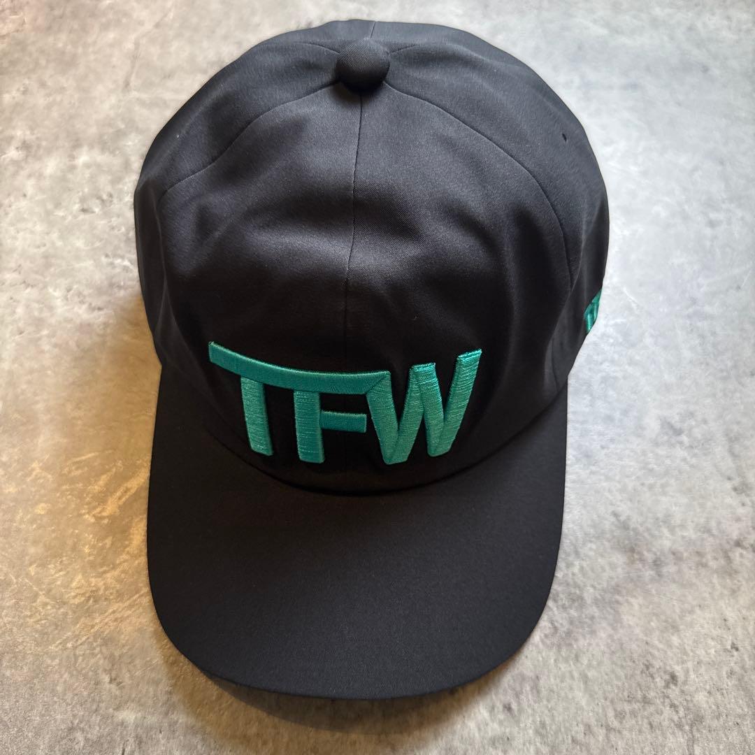 TFW49 キャップ 新品 レア 完売 人気の通販はau PAY マーケット - 輸入