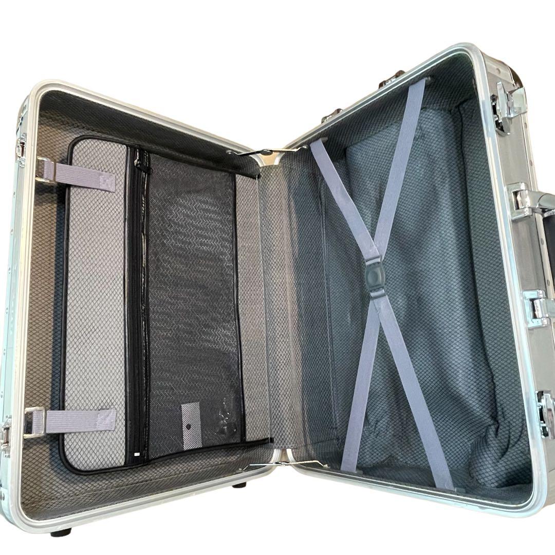 非売品 SUBARU スバル R2 キャリーケース スーツケース - メルカリ