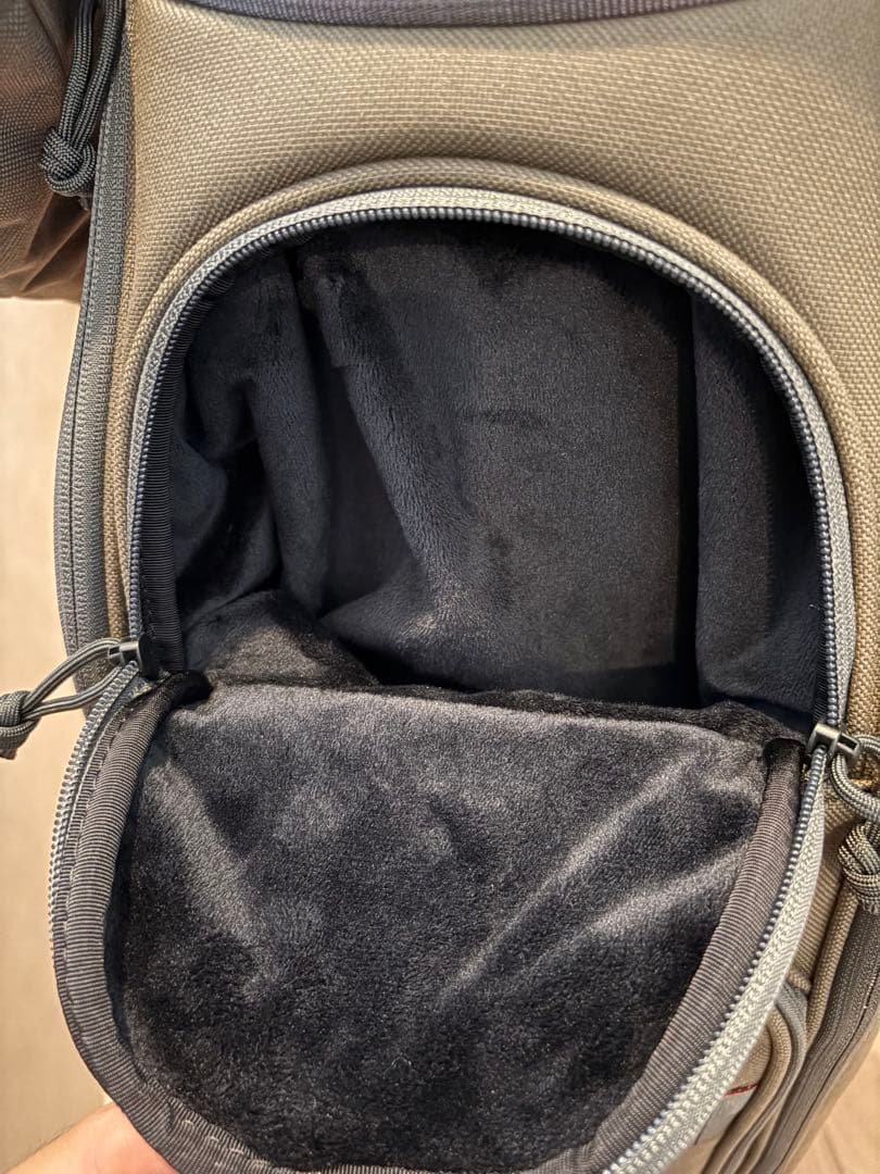 【美品】　BRIEFING キャディバッグ　レンジャーグリーン