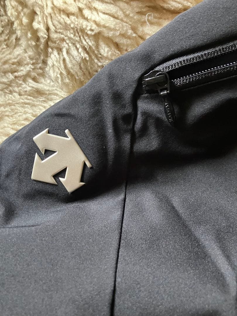 未使用 23AW デザント SIO スキースノーボードパンツ ブラックSの通販