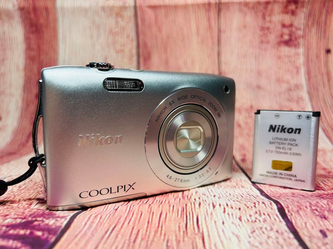 Nikon ニコン COOLPIX S3300 シルバー デジタル
