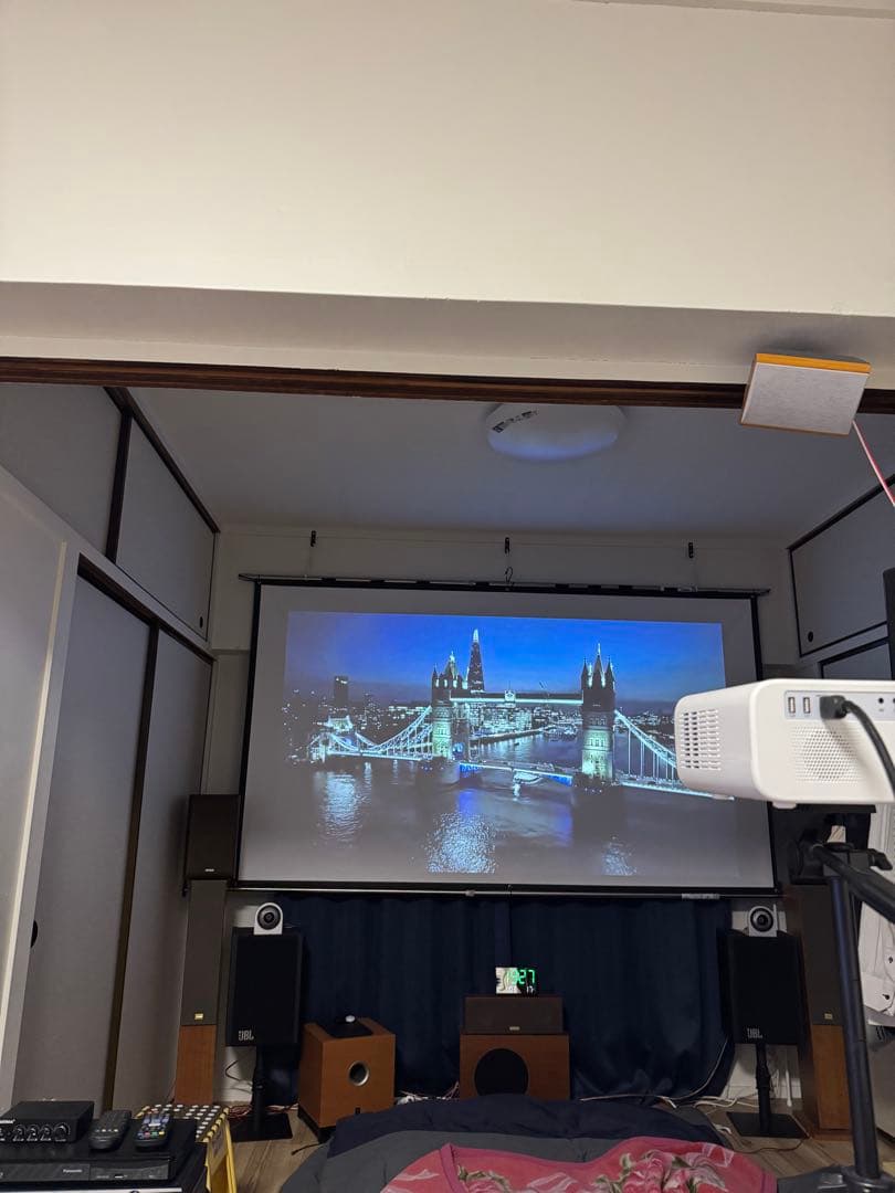 WiMiUS P63　プロジェクター リモコン　電源コード　HDMIコード　箱