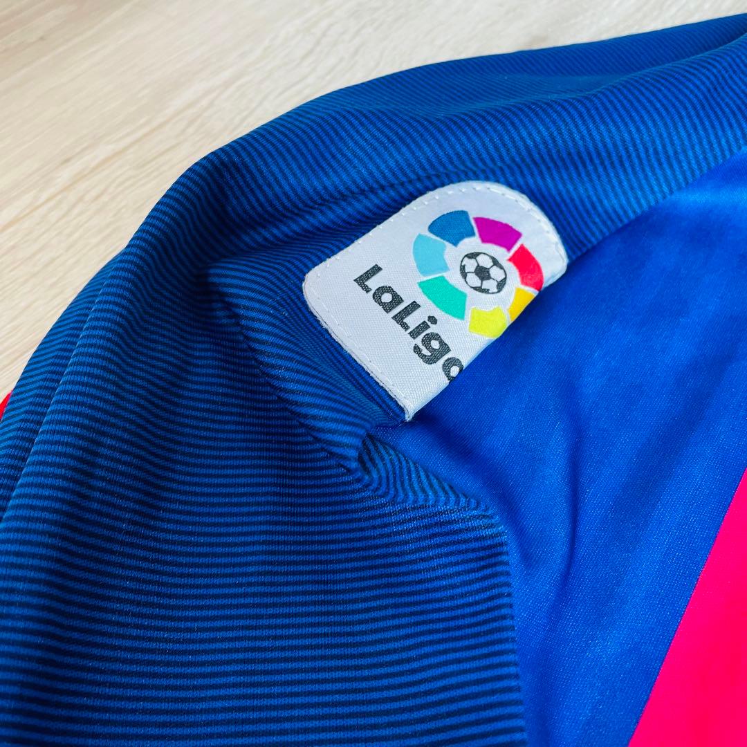 NIKE公式　バルセロナ　スアレス　2016年FIFAワールドカップ　サッカー