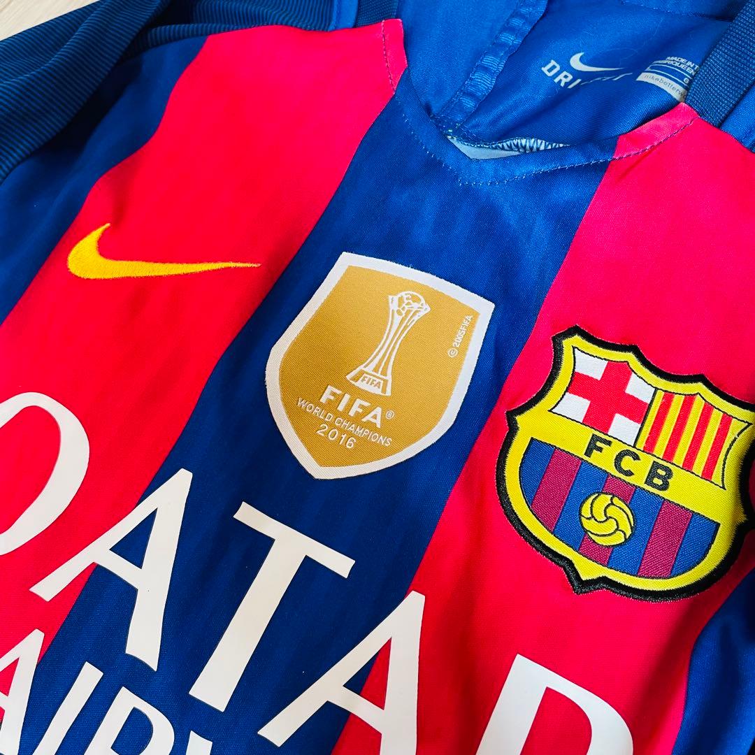 NIKE公式　バルセロナ　スアレス　2016年FIFAワールドカップ　サッカー