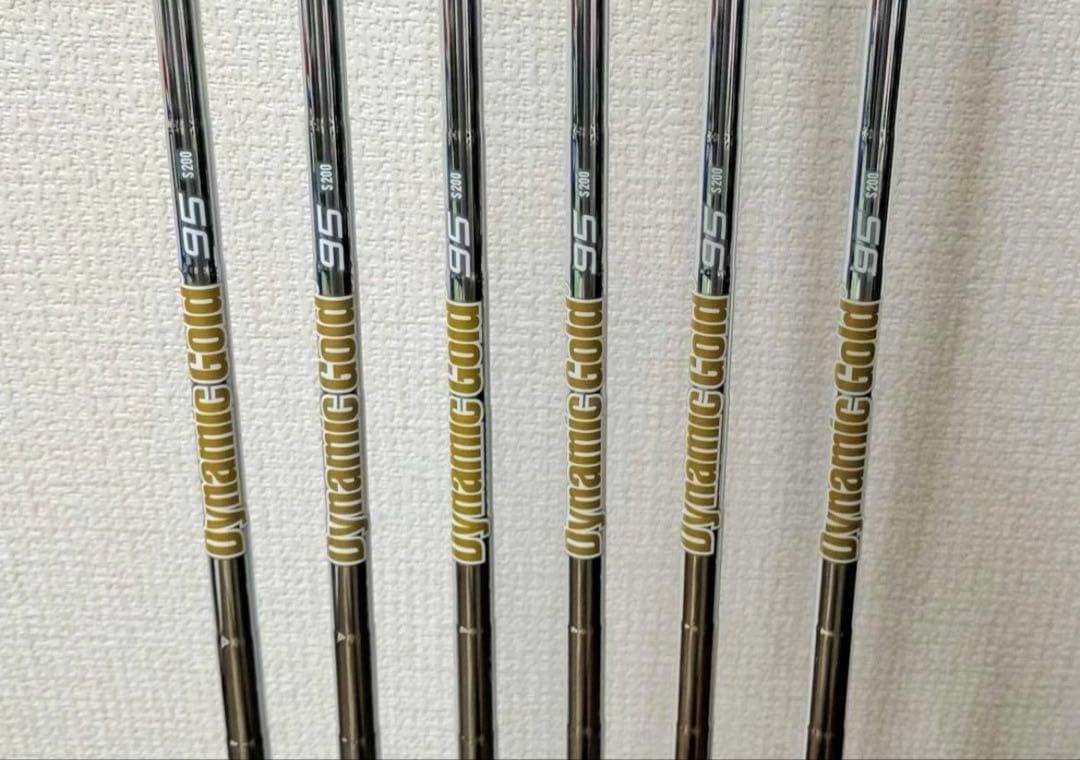 新品 コブラ Tec X Black アイアン 6本セット ダイナミックゴールド