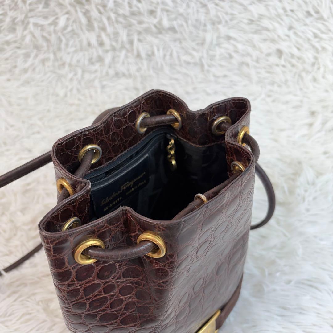 極美品✨フェラガモ クロコ ヴァラ 2way 巾着 ミニリュック ショルダー