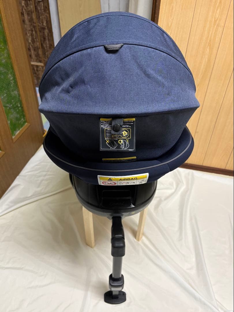 コンビ クルムーヴアドバンス ISOFIX エッグショック チャイルドシート 美