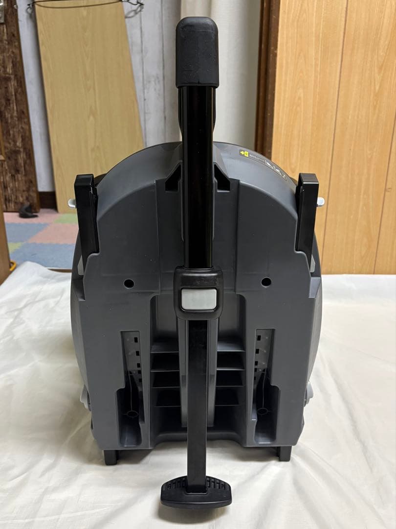 コンビ クルムーヴアドバンス ISOFIX エッグショック チャイルドシート 美