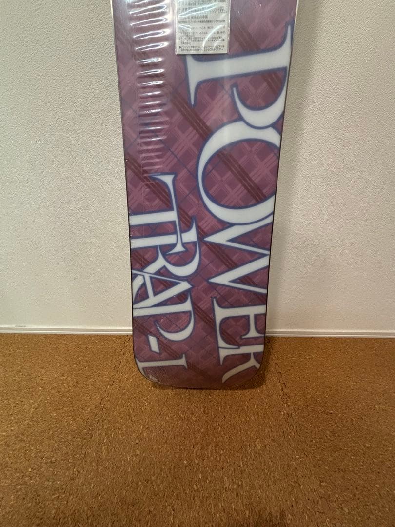 未使用POWER TRAP-L 42 スノーボードkissmark - メルカリ