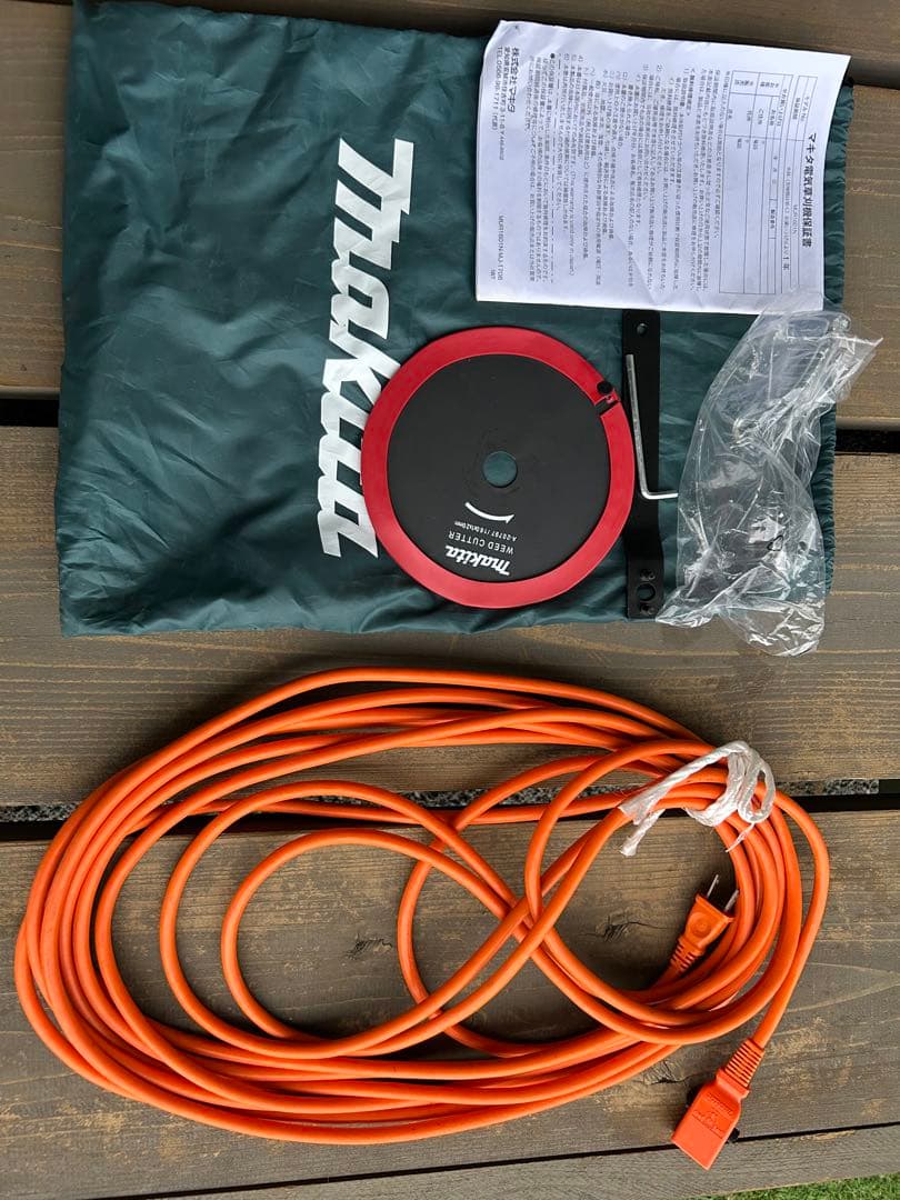 Makita 電気草刈り機 MUR1601N