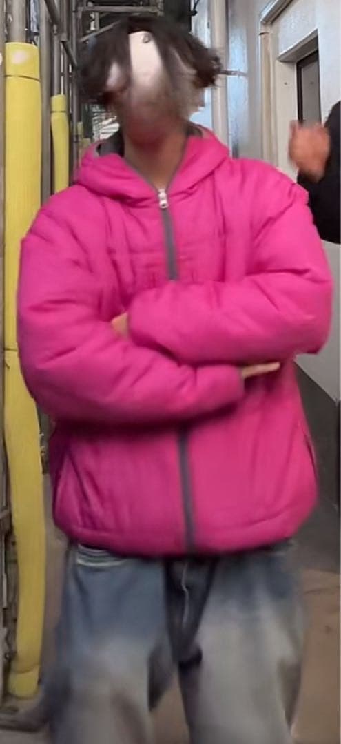 STUUSY ダウンジャケットピンク