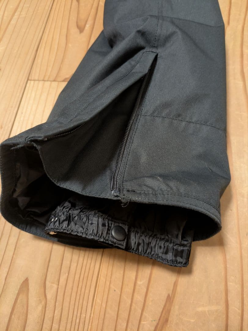 Volcom スノーボードウェア 上下セット パンツはThreeWeather