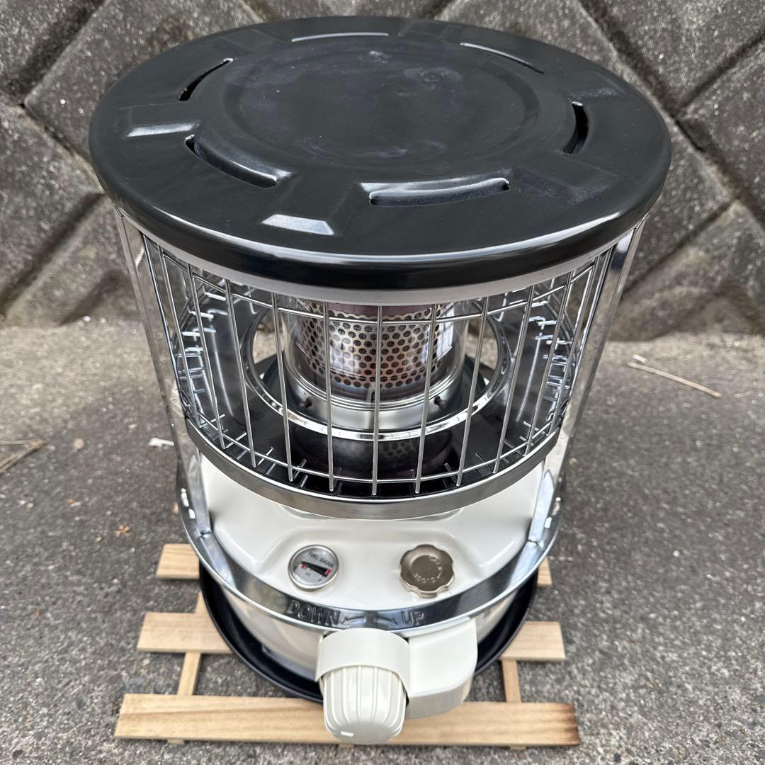 ケース付 美品 PASECO(パセコ) 対流形石油ストーブ WKH-3100S - メルカリ