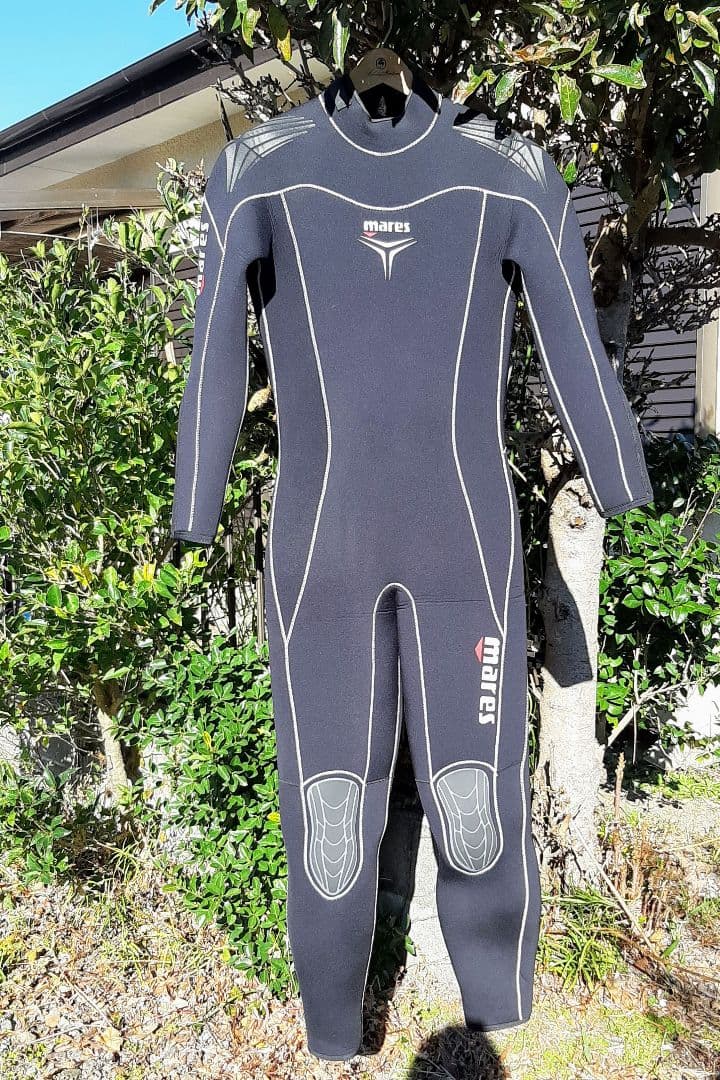 MaresウエットスーツL 5mm身長172〜179cm(メーカー推奨値)