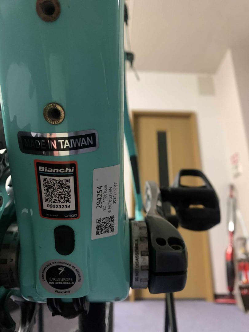 Bianchi ロードバイク アクアブルー