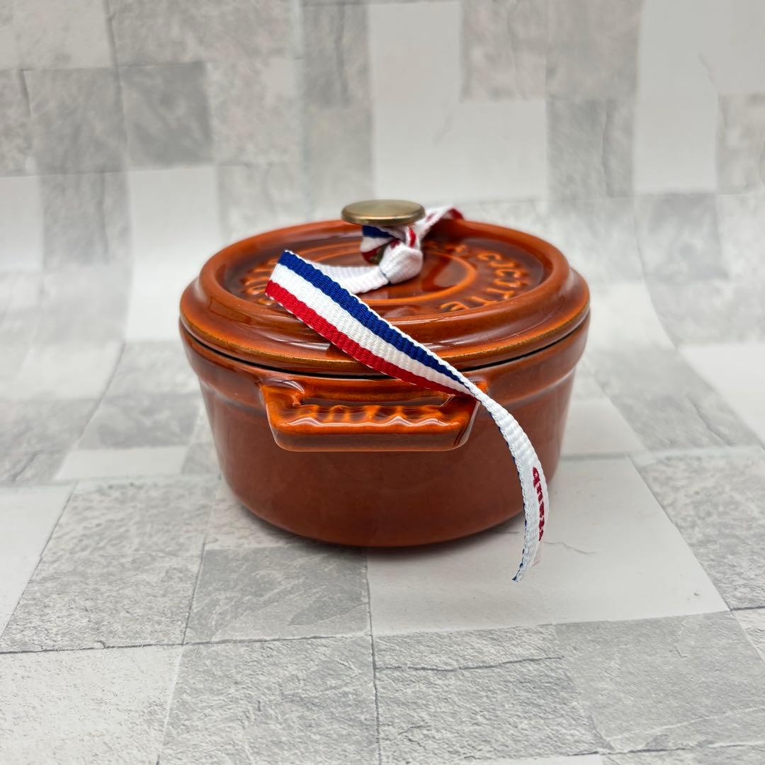 ストウブ シナモン ココットラウンド 10cm 未使用 シリアルナンバー