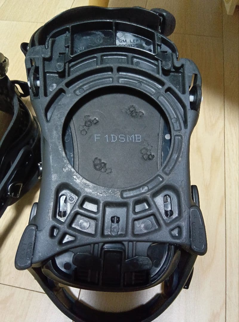 FLUX D/S ビンディング