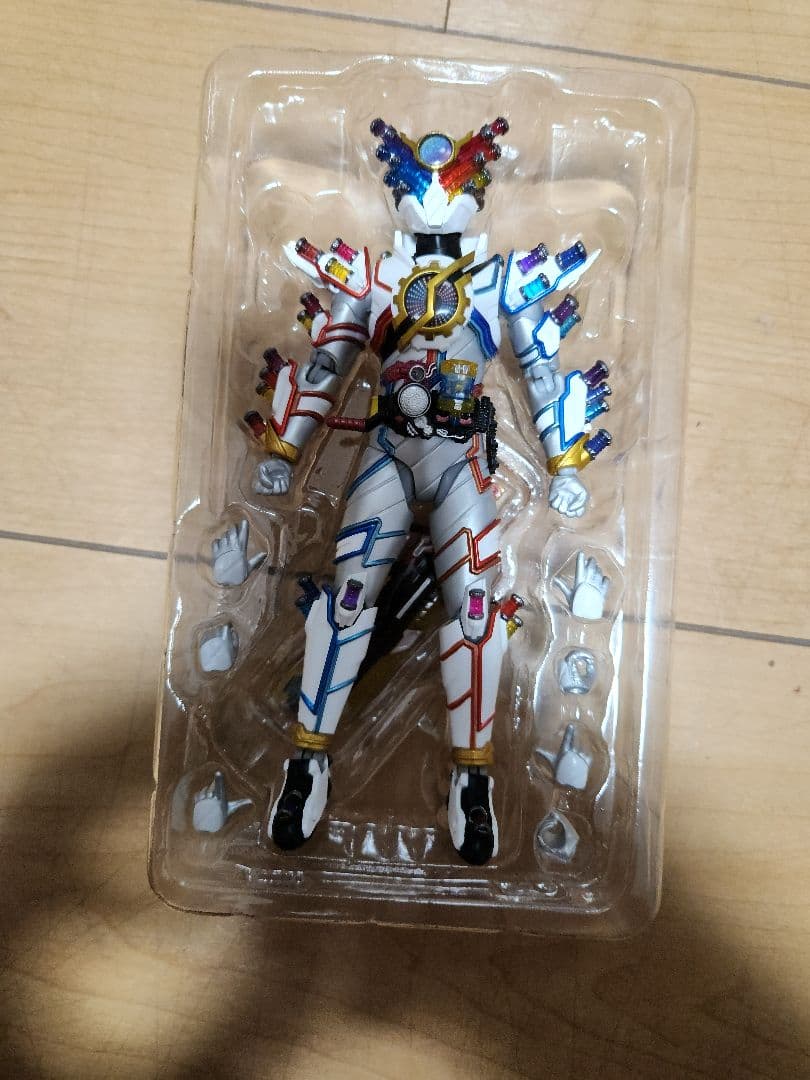 S.H.Figuarts フィギュアーツ仮面ライダー ビルド ジーニアスフォーム