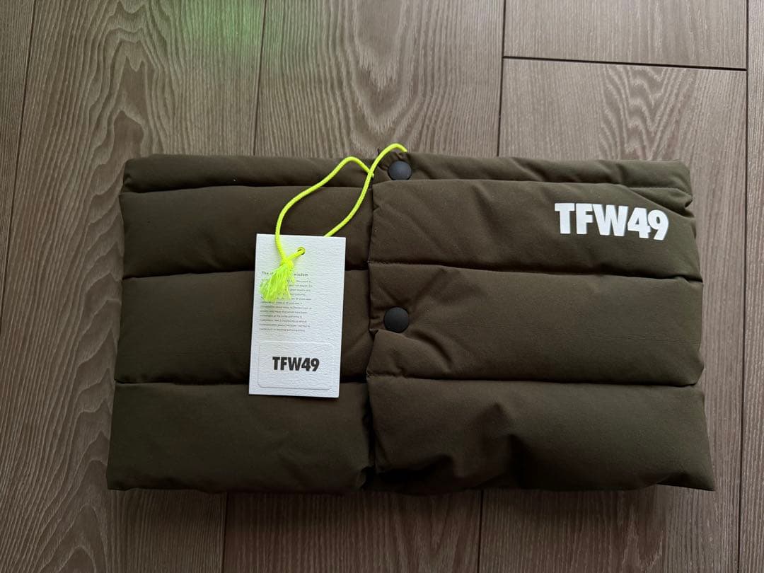 新品未使用　TFW49 ネックウォーマー